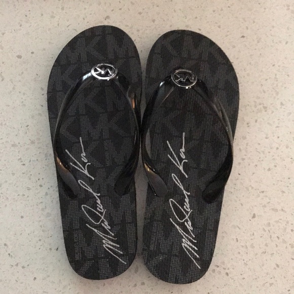 Michael Kors Flip Flops - Picture 2 of 5